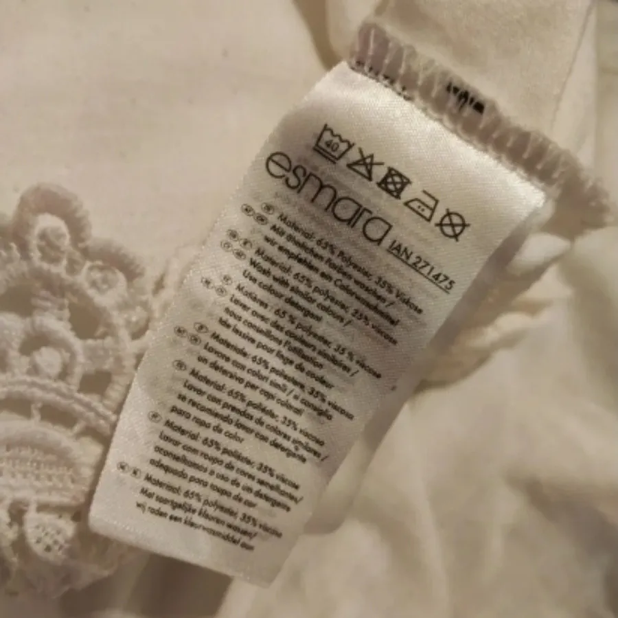 تیشرت سفید اسمارا