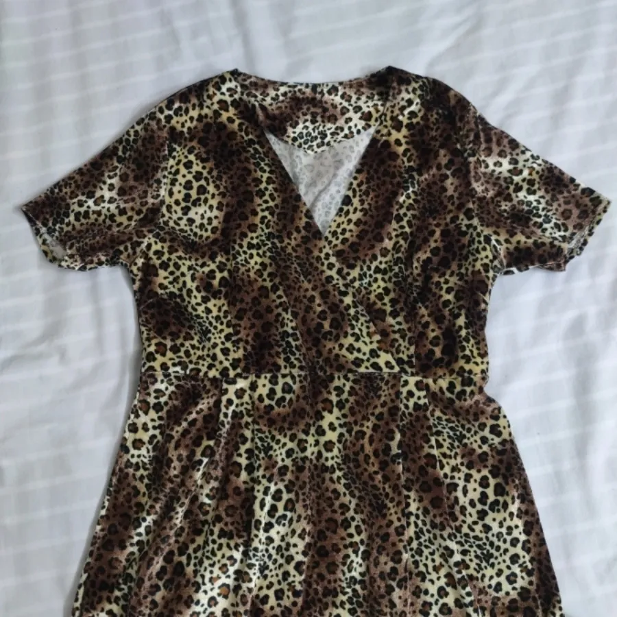 پیراهن مخمل پلنگی