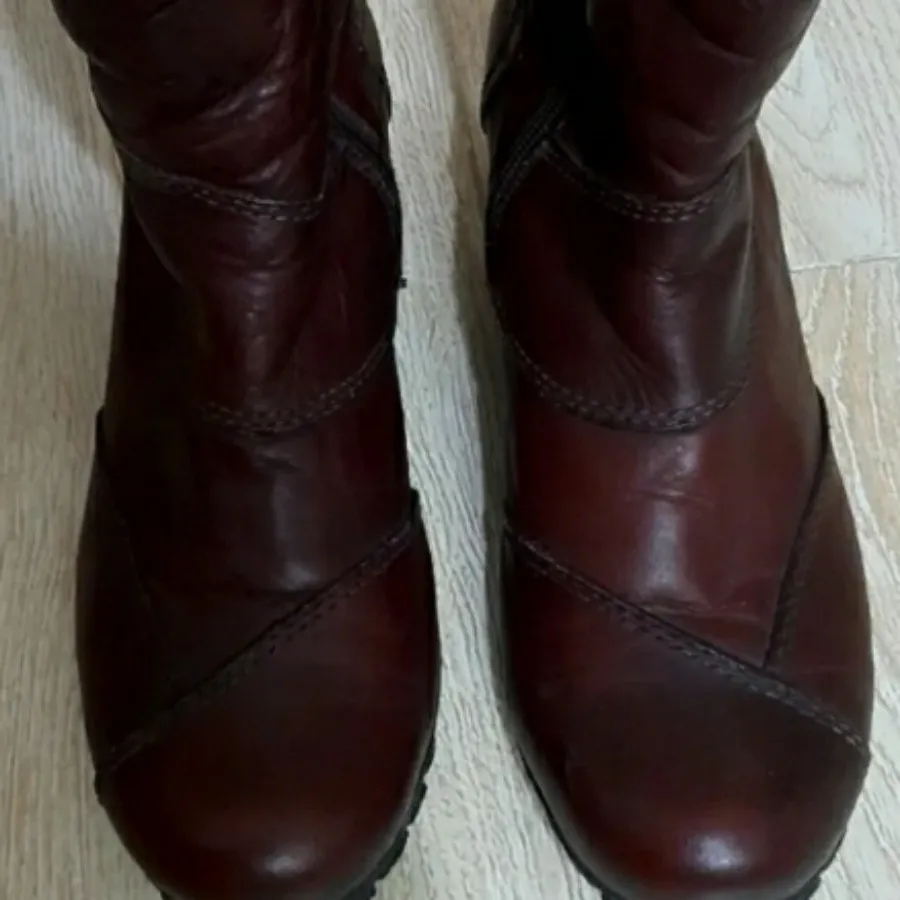 بوت تموم چرم