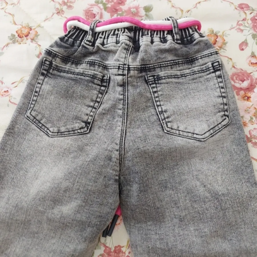 شلوارجین بچگانه