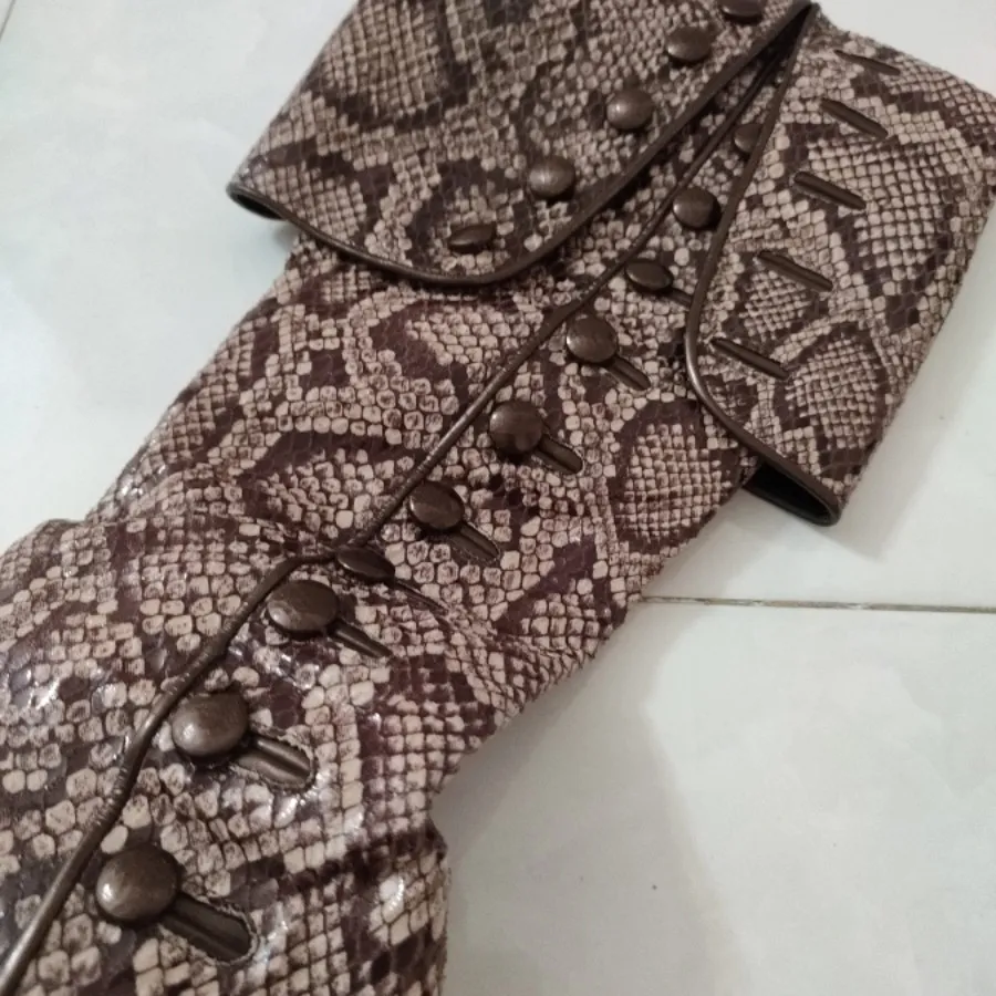 بوت بلند پوست ماری