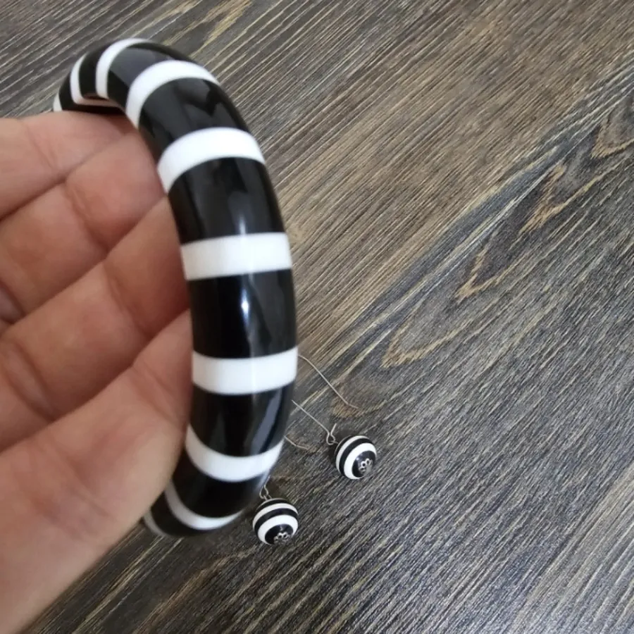 النگو و گوشواره