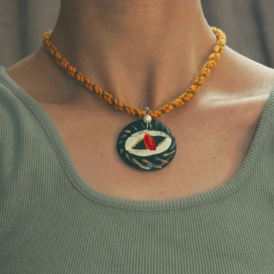 گردنبند دستساز