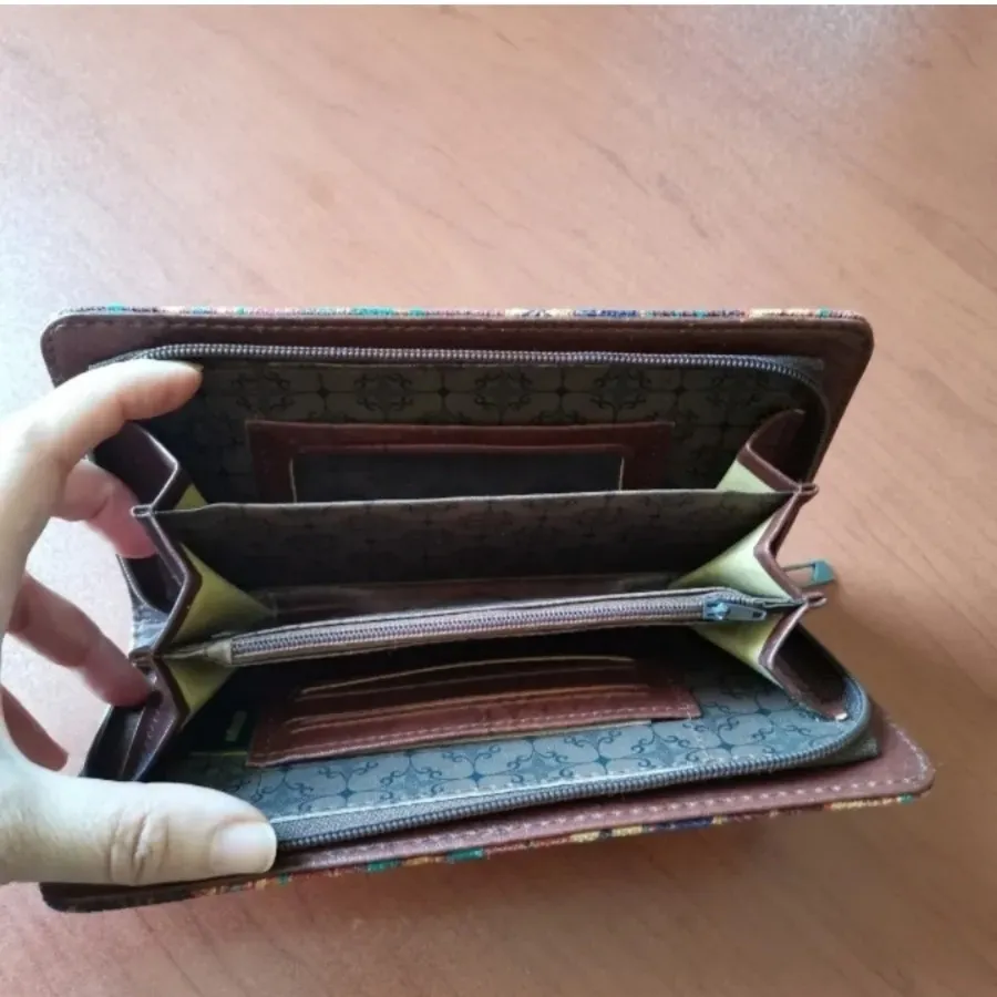 کیف پول سنتی