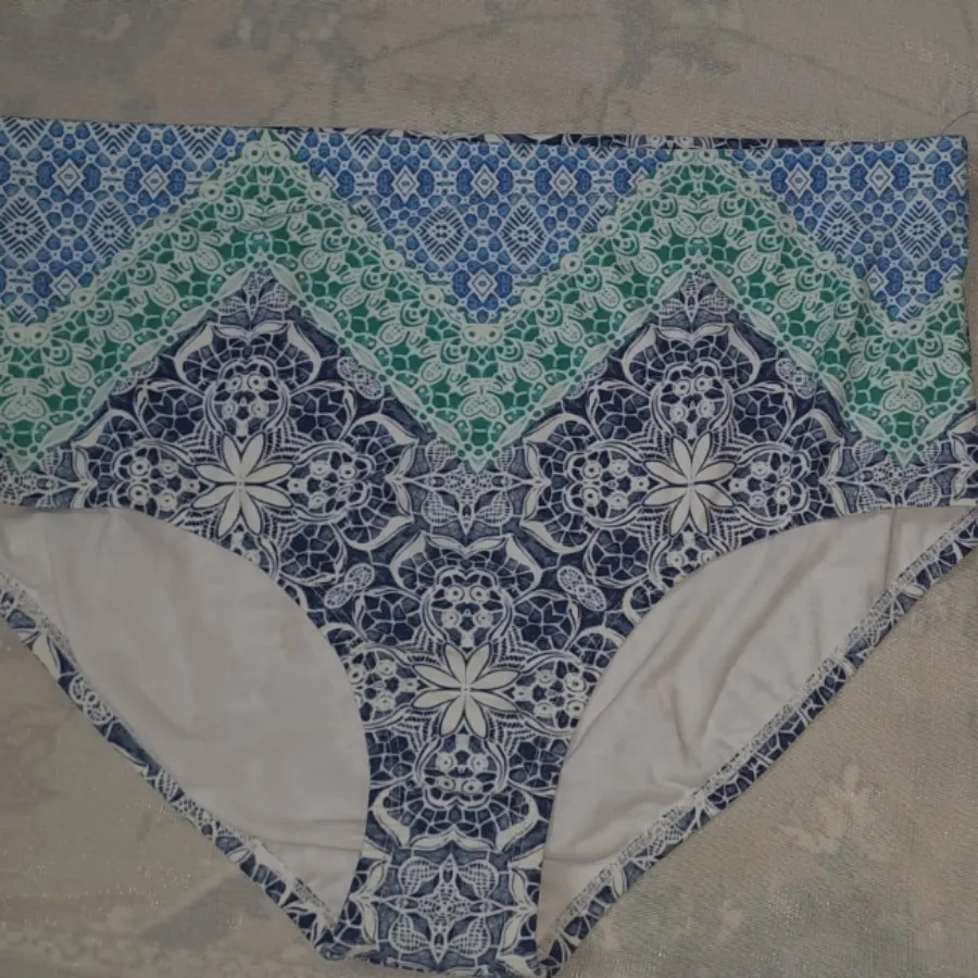 مایو دوتکه خارجی بزرگ