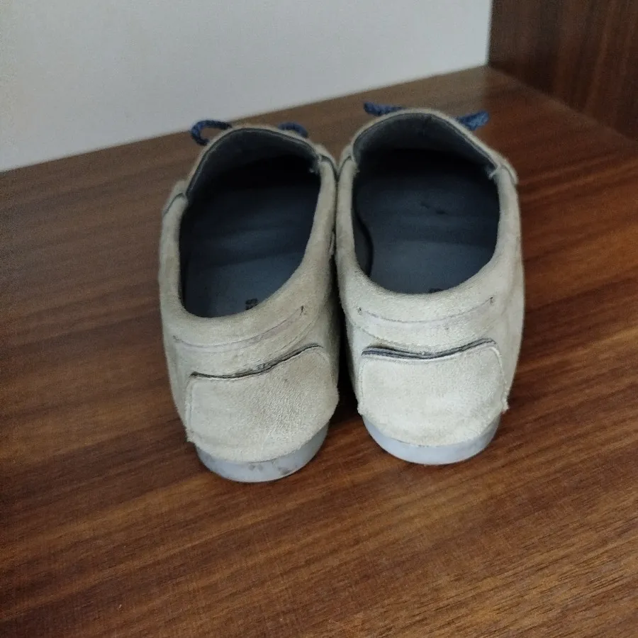 کالج کفش خارجی