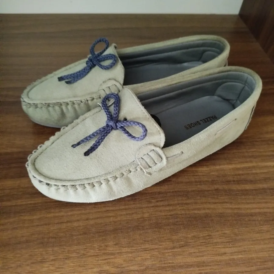 کالج کفش خارجی