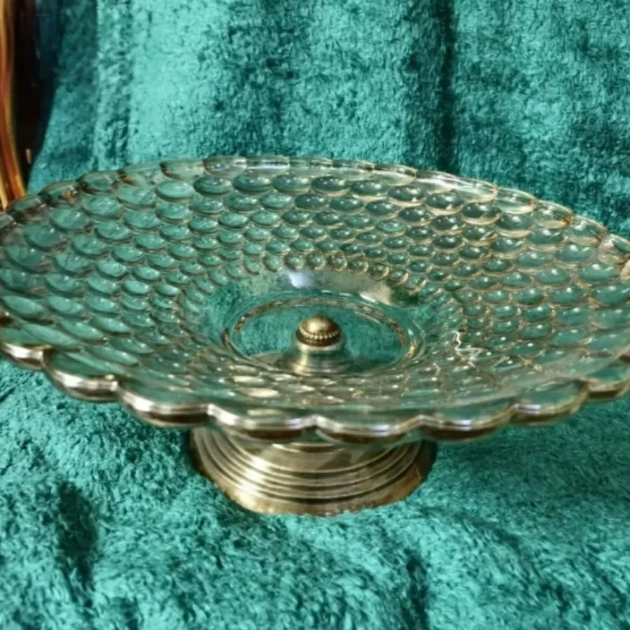 میوه خوری و شیرینی خوری