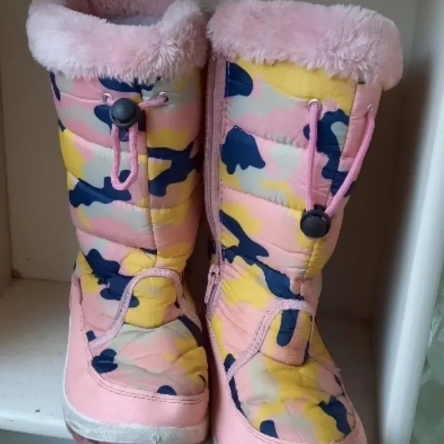 بوت کاپشنی خارجی