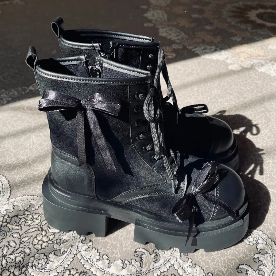 بوت پاپیونی پلتفرم