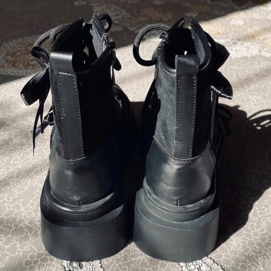 بوت پاپیونی پلتفرم