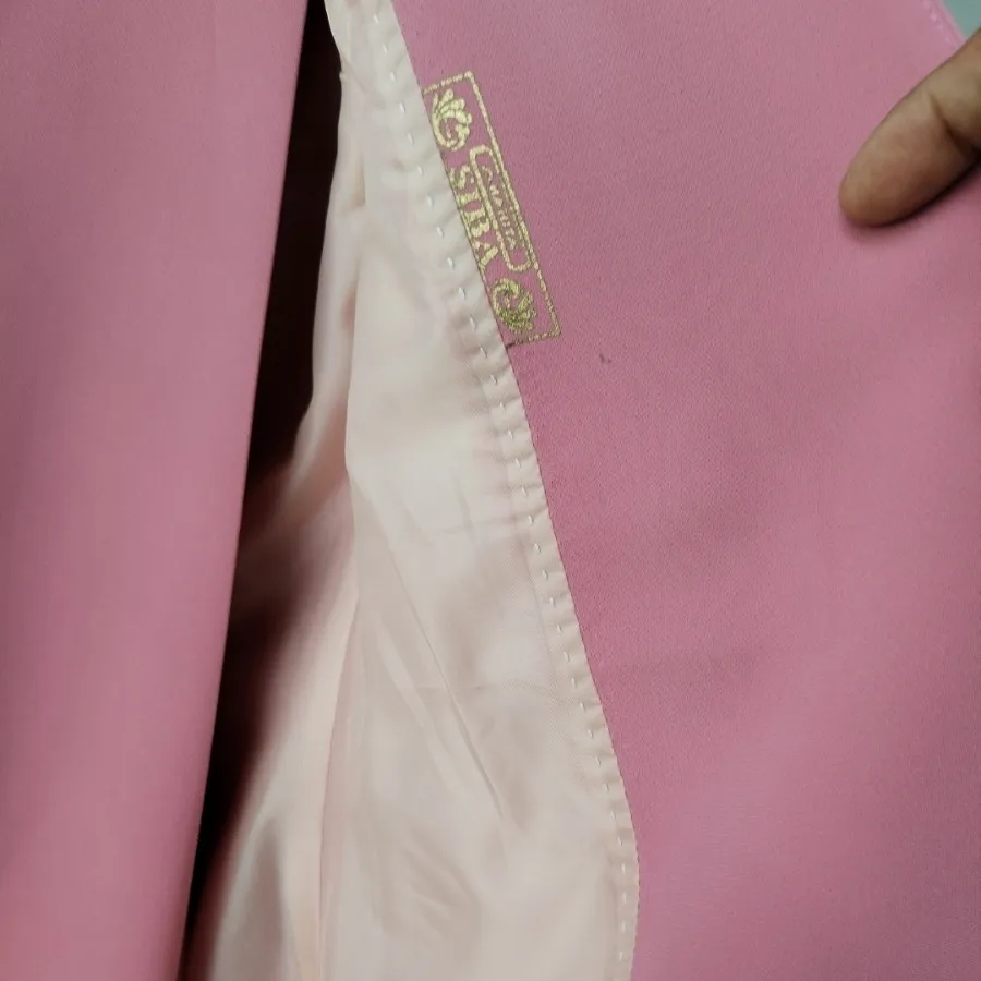 کت وشلوارزنانه