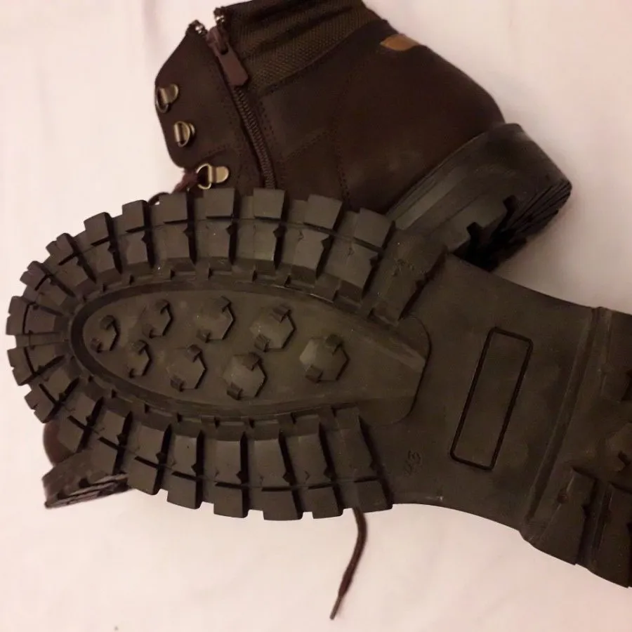 نیم بوت مردانه