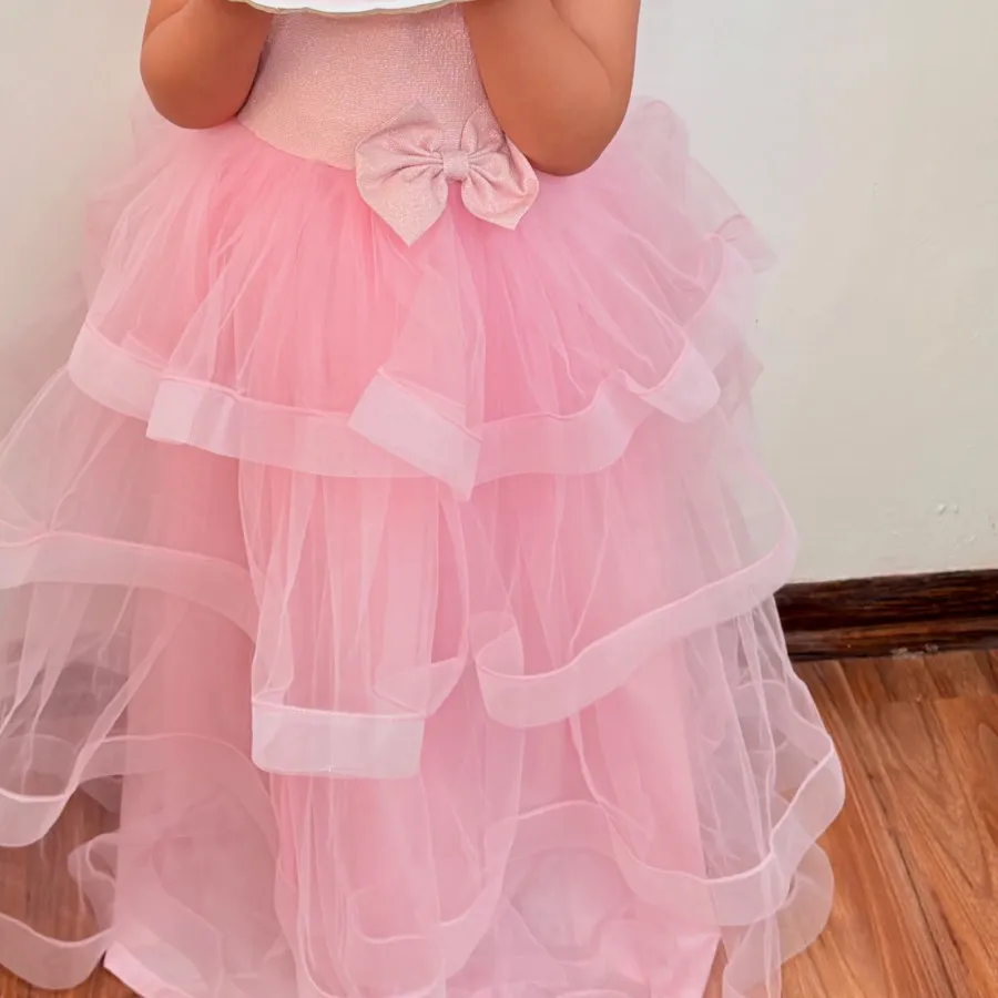 پیراهن صورتی