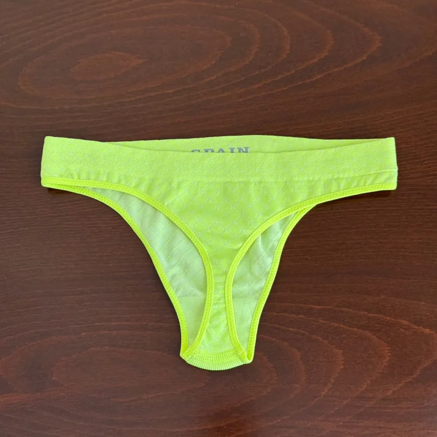 شورت بک لس بادی سیکرت