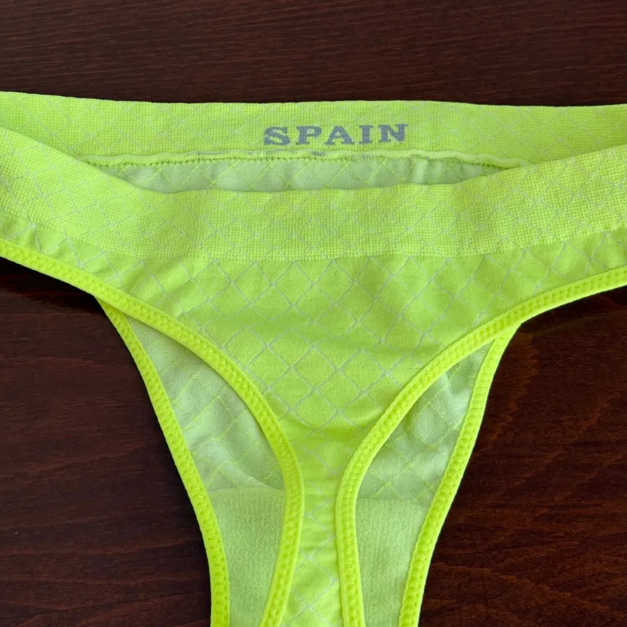 شورت بک لس بادی سیکرت