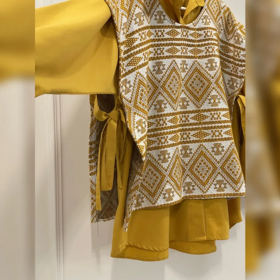 شومیز و وست