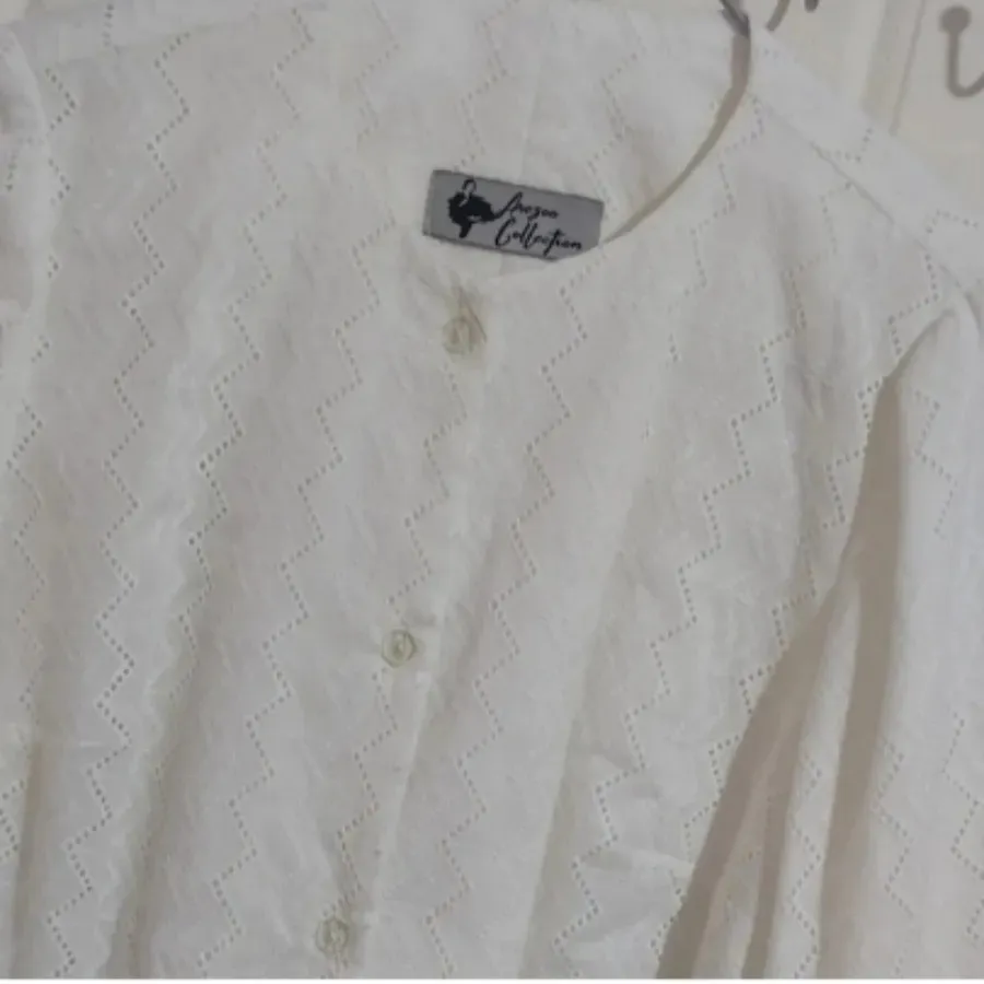 شومیز سفید نخی