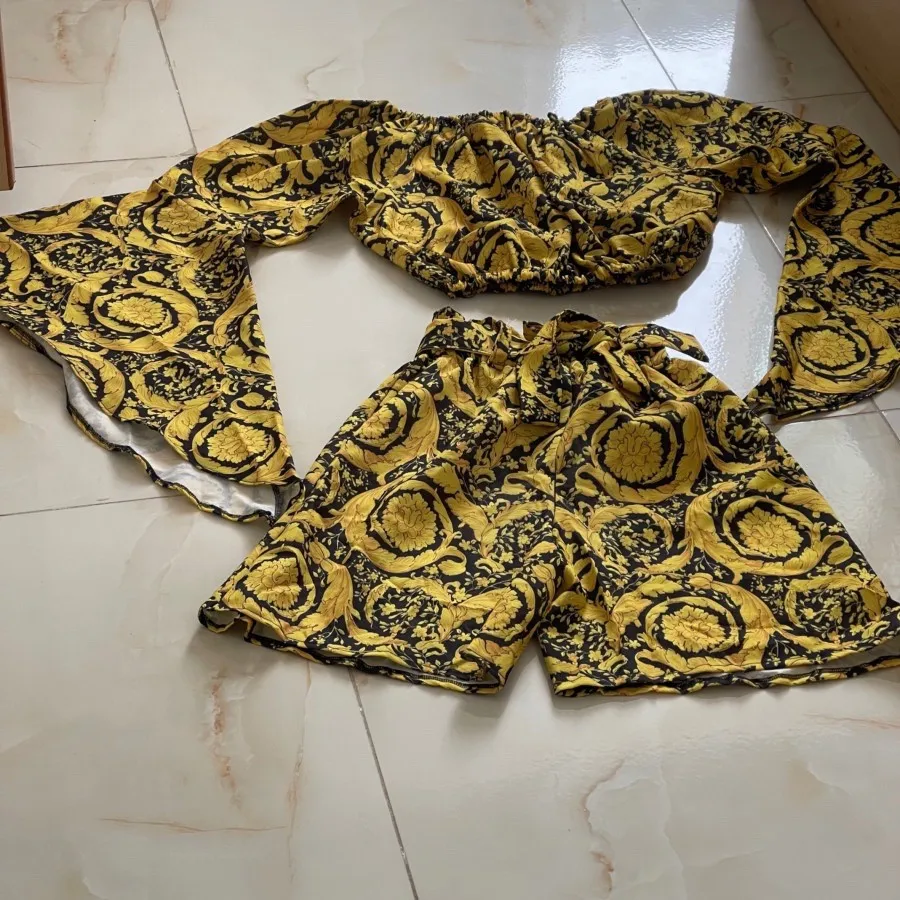 کراپ و شلوارک