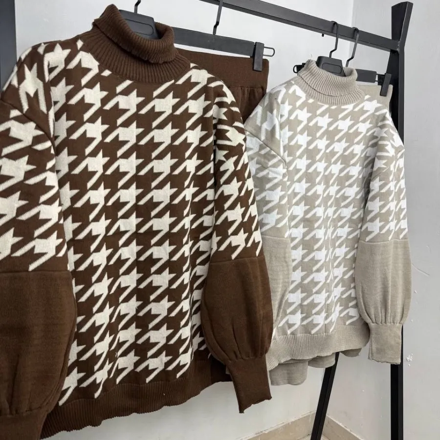 بلوز و دامن