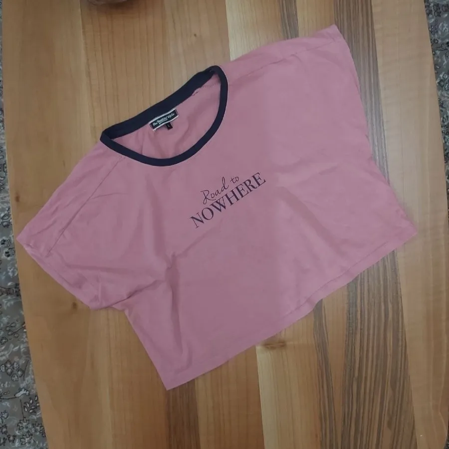 تیشرت و کراپ دخترونه