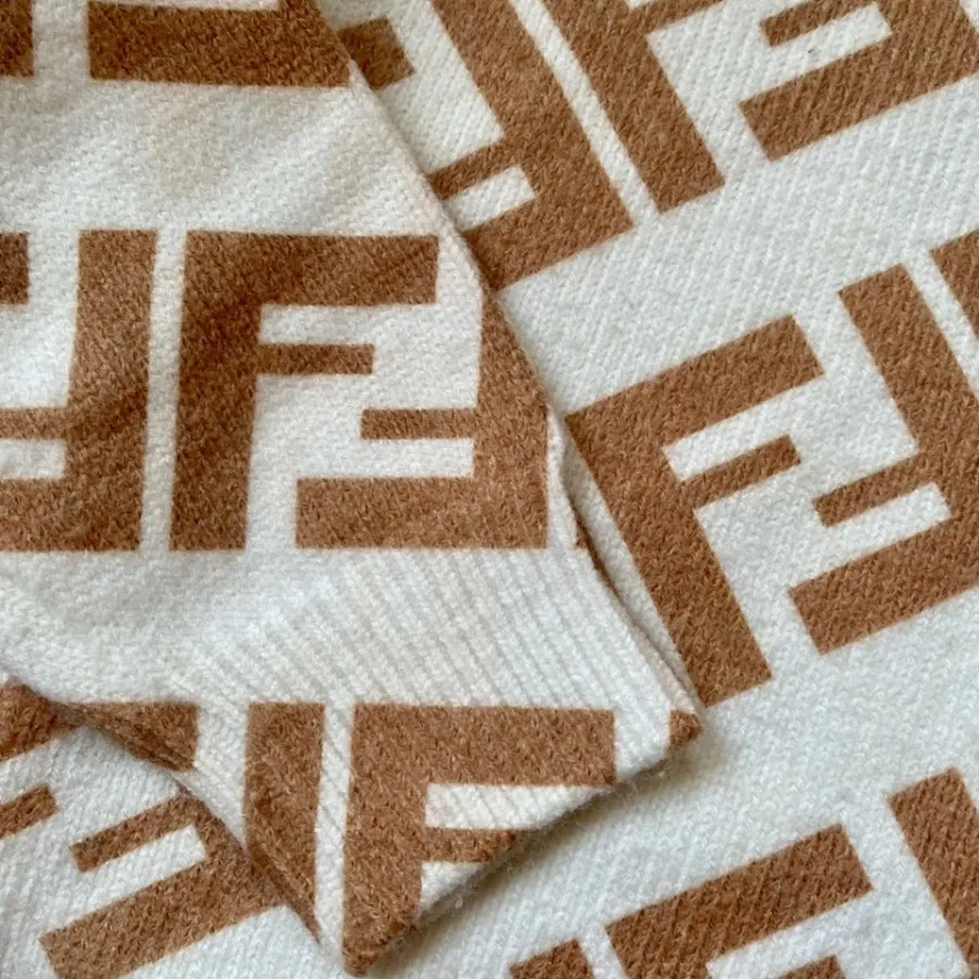 بلوز بافت طرح فندی