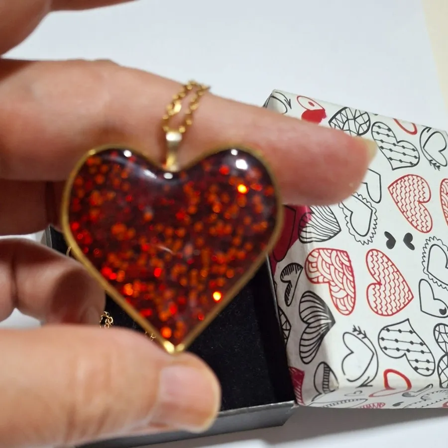 نیم ست قلب رزینی دستساز