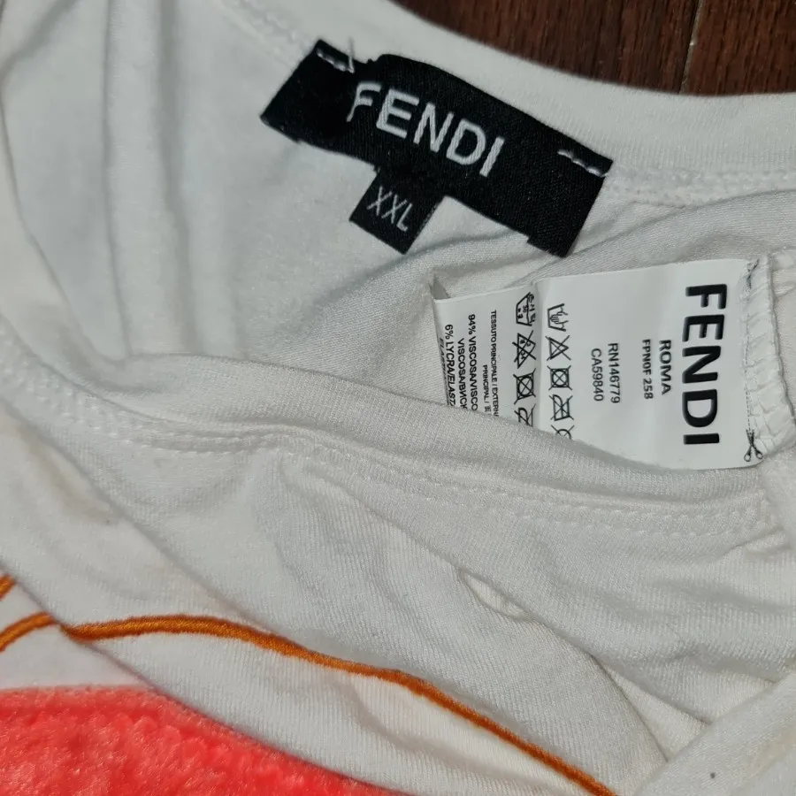 تیشرت اورجینال FENDI
