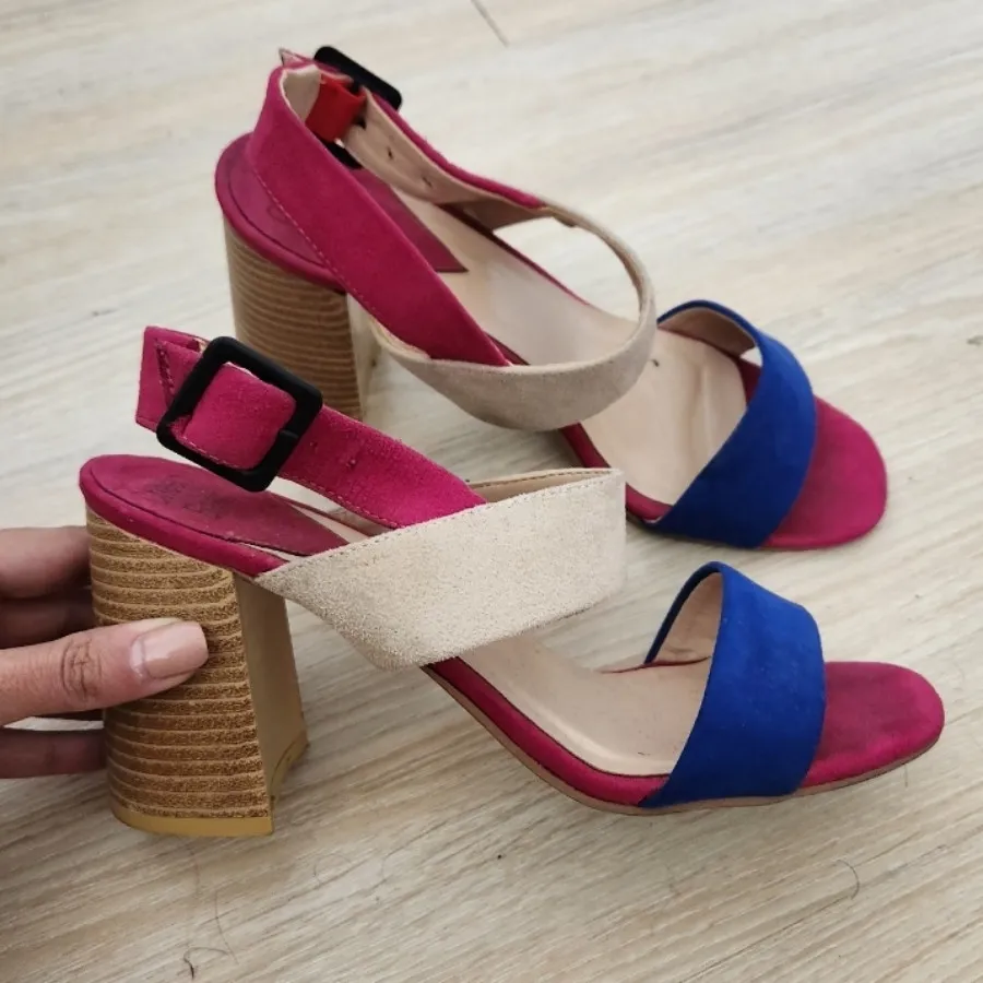 کفش پاشنه دار تابستانی