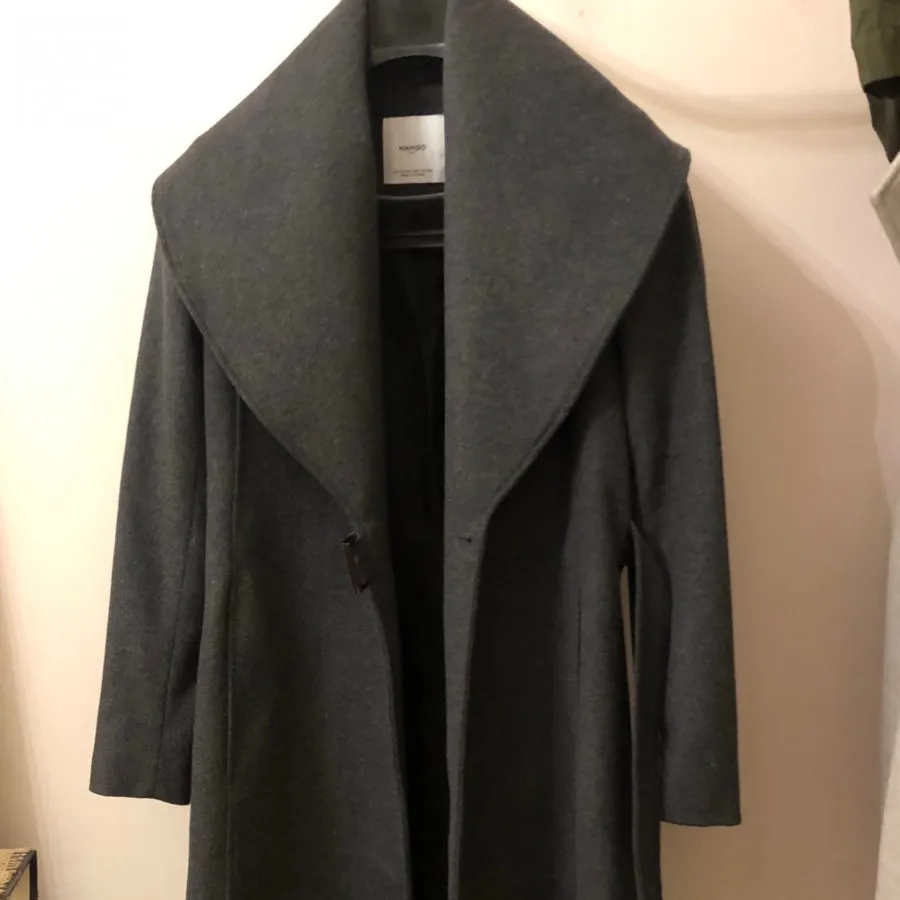 پالتو زمستانه منگو