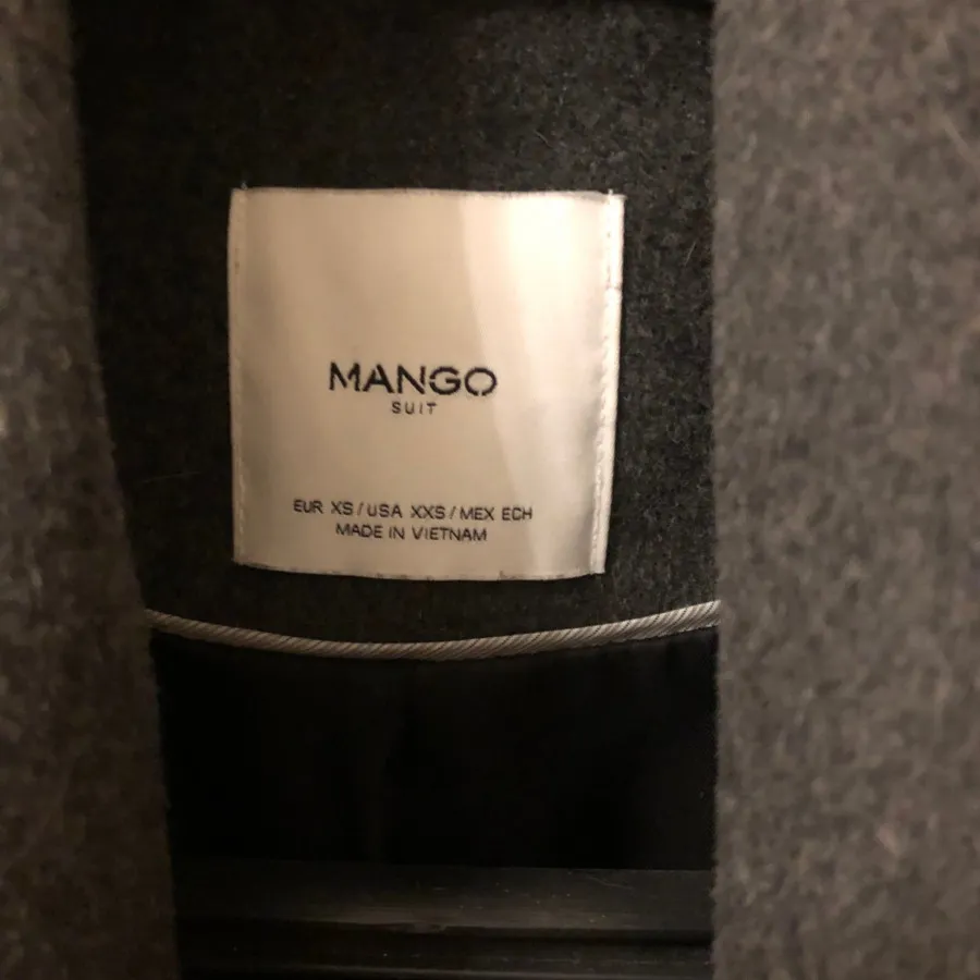 پالتو زمستانه منگو