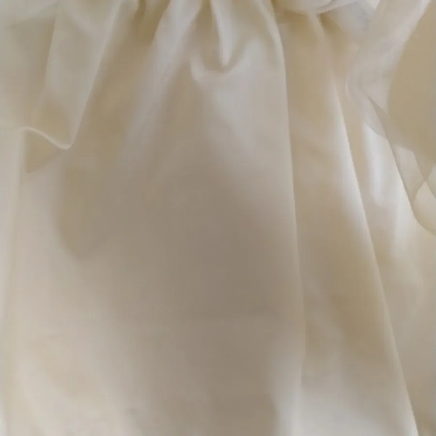 پیراهن دخترانه