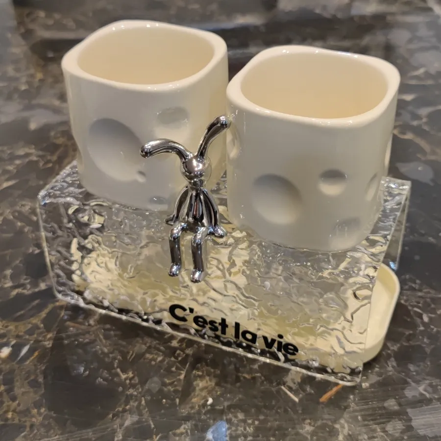 جا قاشقی و جادستمالی