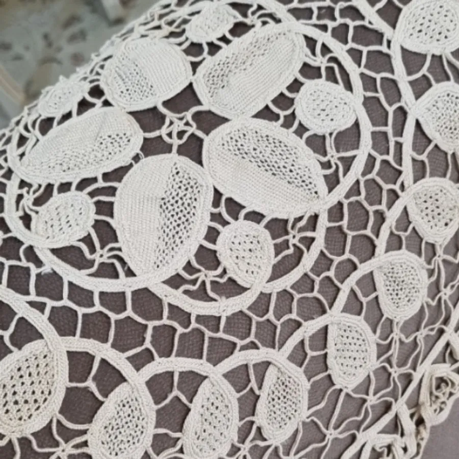 رومیزی قلاب بافی