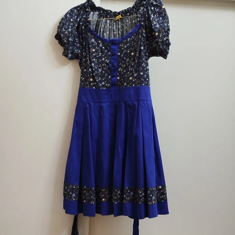 پیرآهن گل دار