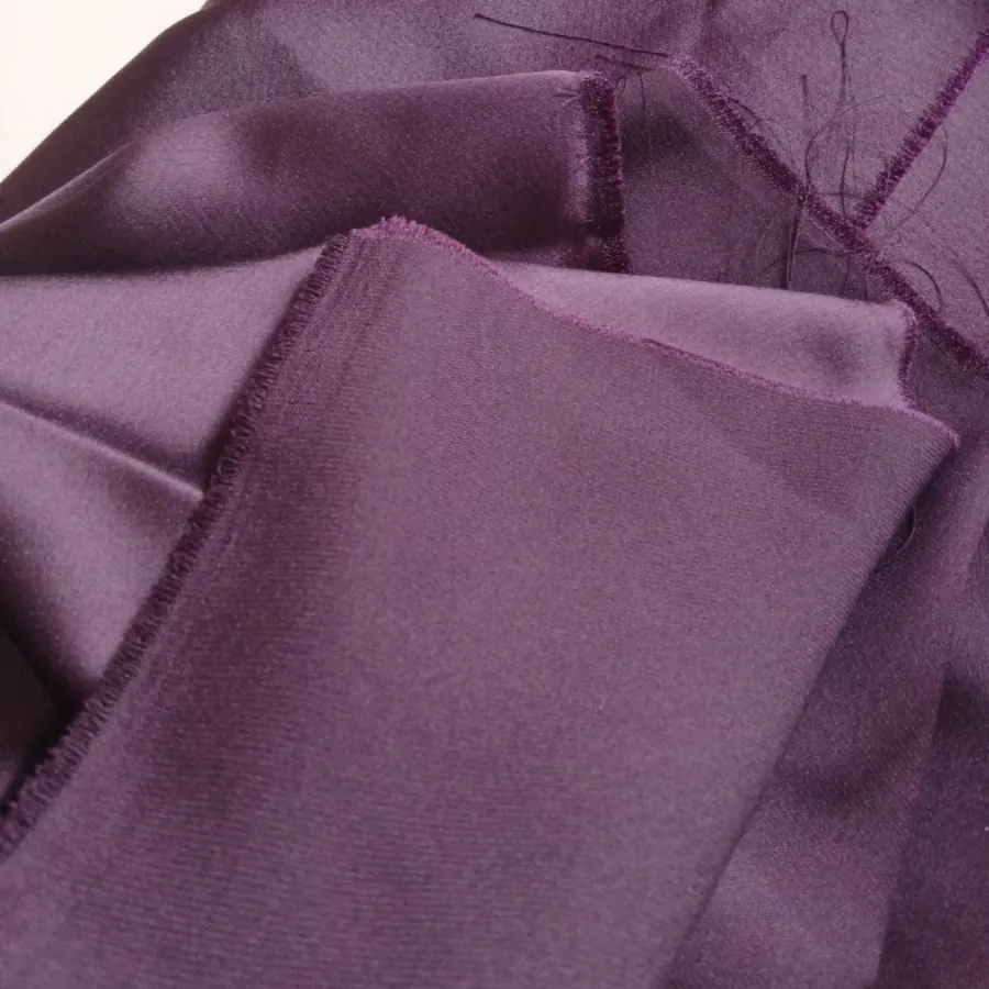 پارچه کرپ بنفش