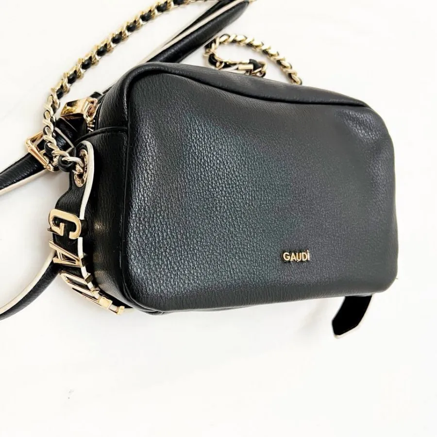 کیف برند ایتالیایی