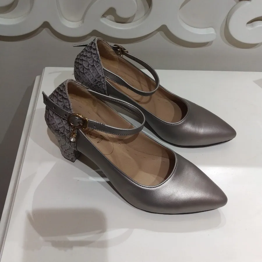 کفش پوست ماری