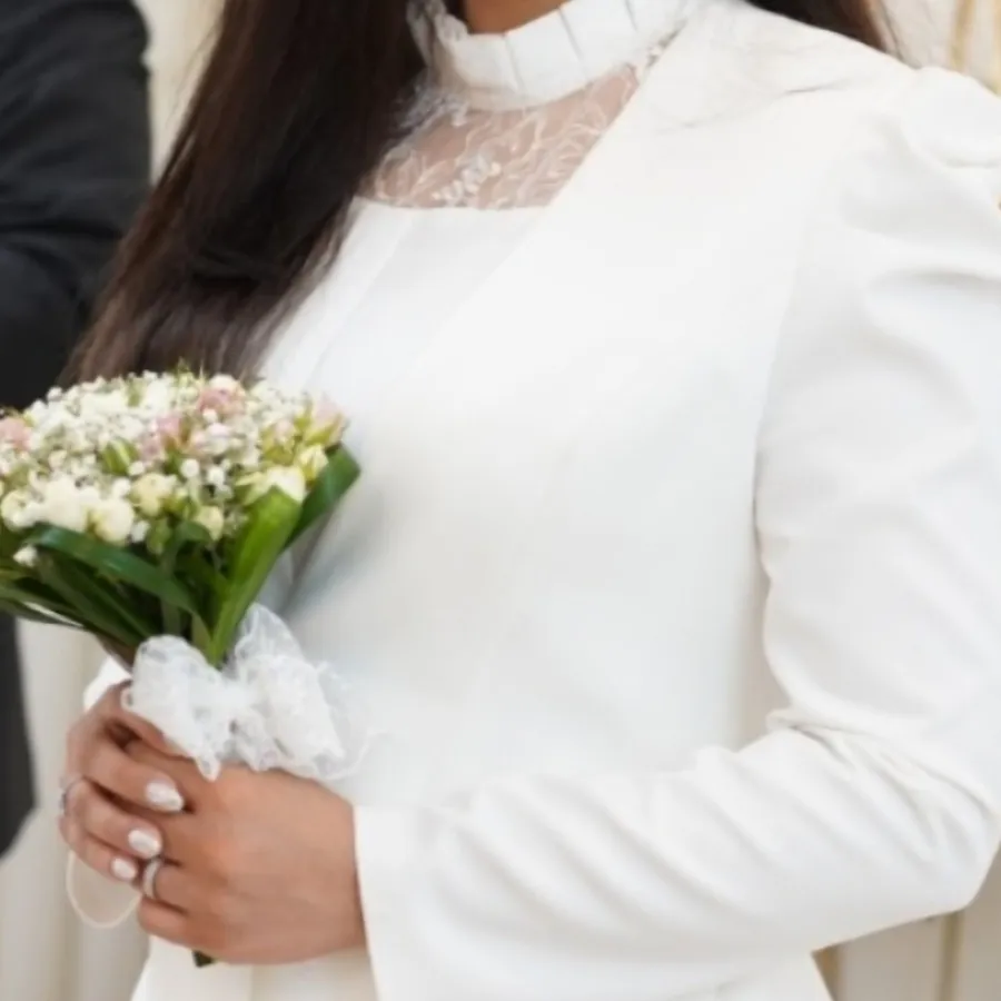 کت و شلوار سفید زنانه