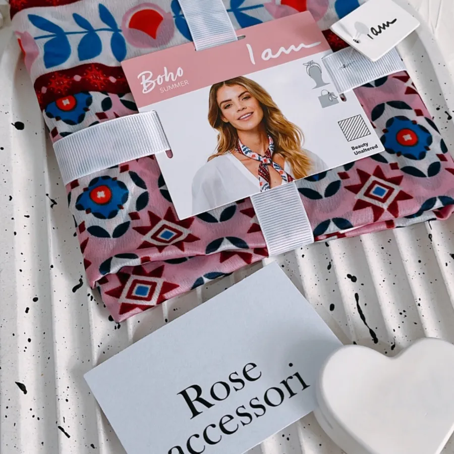 مینی اسکارف