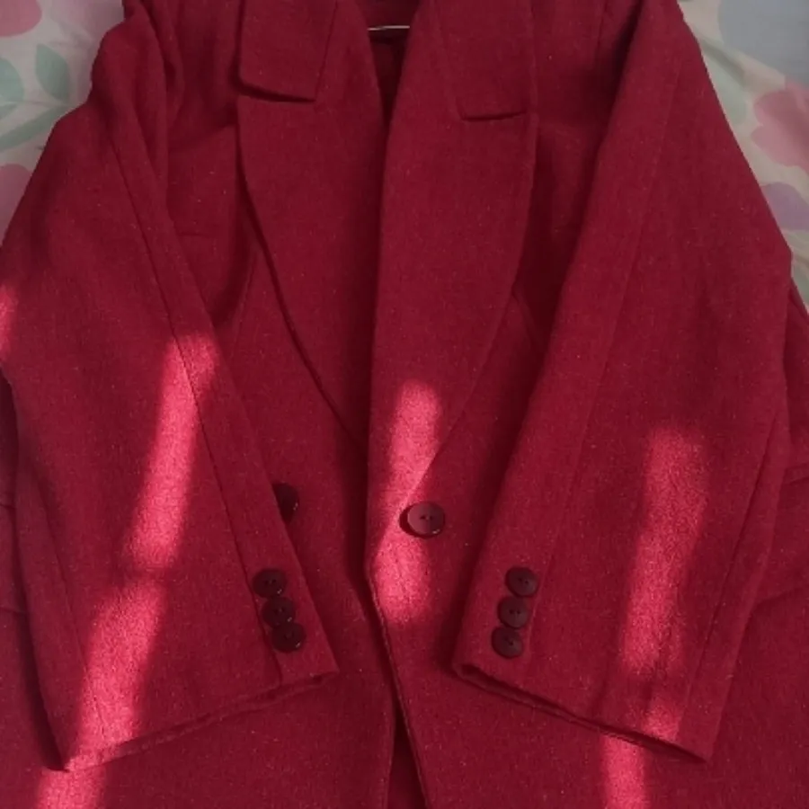 کت قرمز خاص