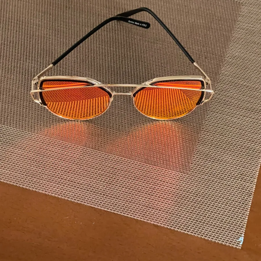 عینک افتابی جیوه ای