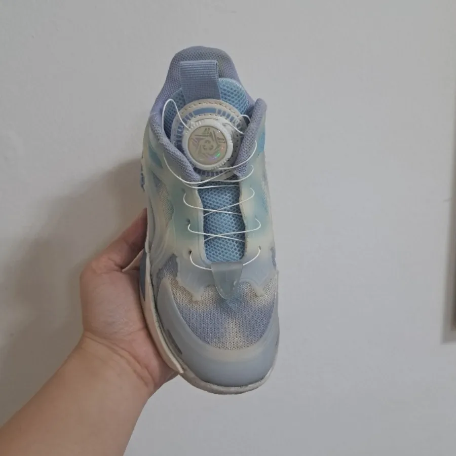 کتونی عالی و برند سایز