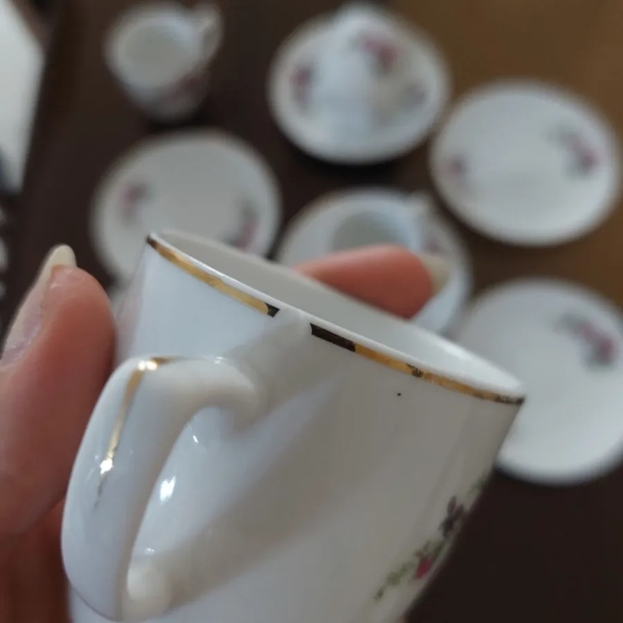 فنجون قهوه انتیک گلسرخی