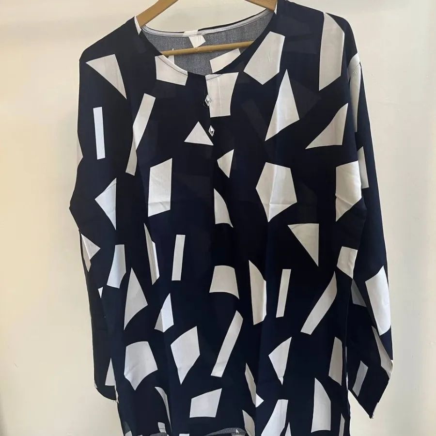 بلوز نخی آستین بلند