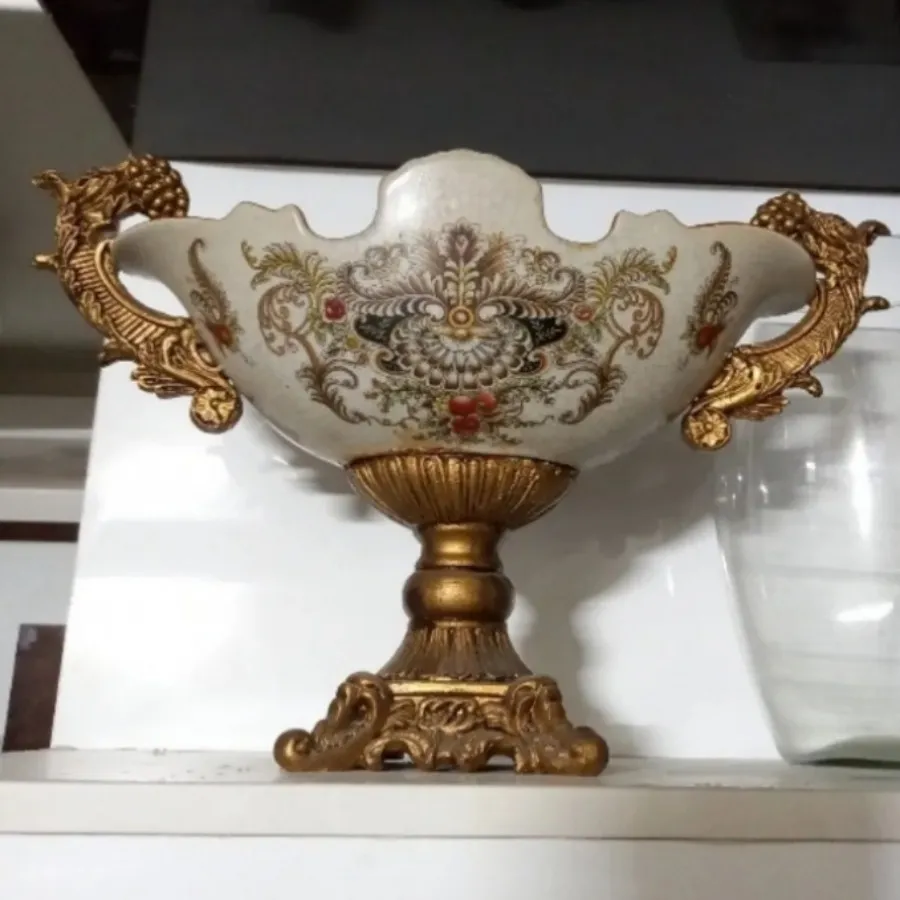 میوه خوری زیرخاکی