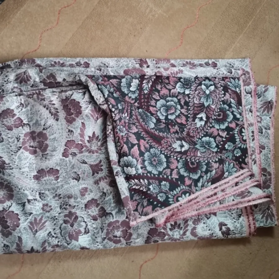 پارچه مبلی گلدار