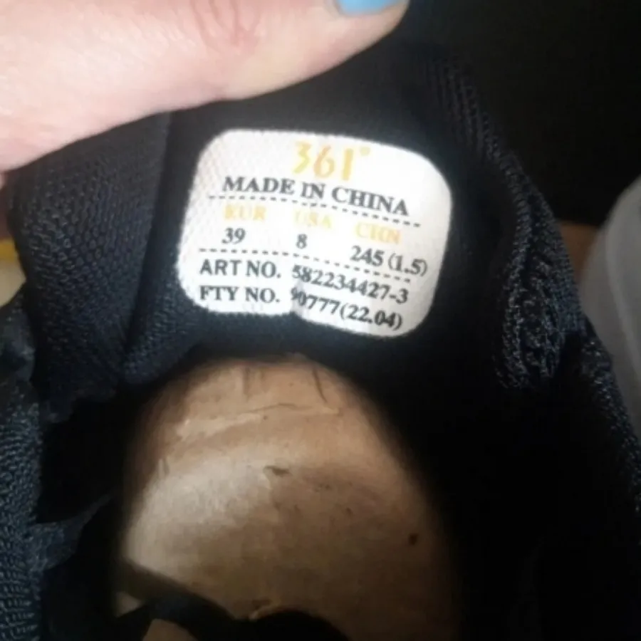 کفش ورزشی 361 درجه