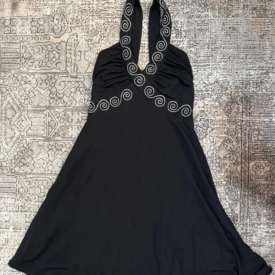 پیراهن کوتاه