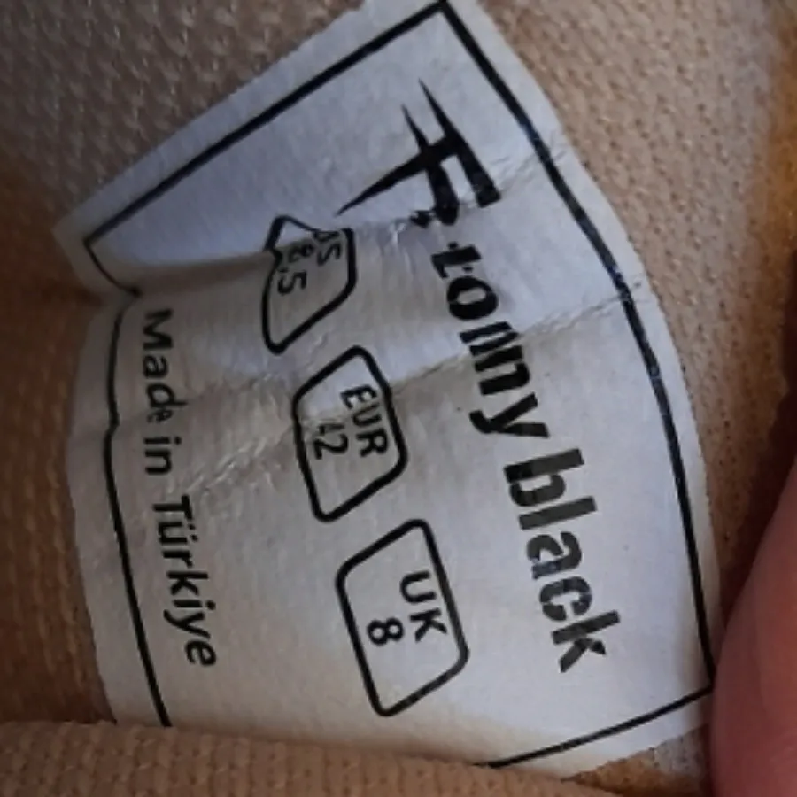 کتونی مردانه تونی بلک